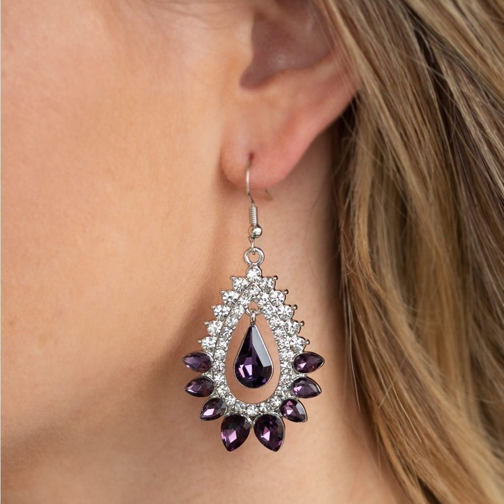 White and purple rhinestones teardrop earrings